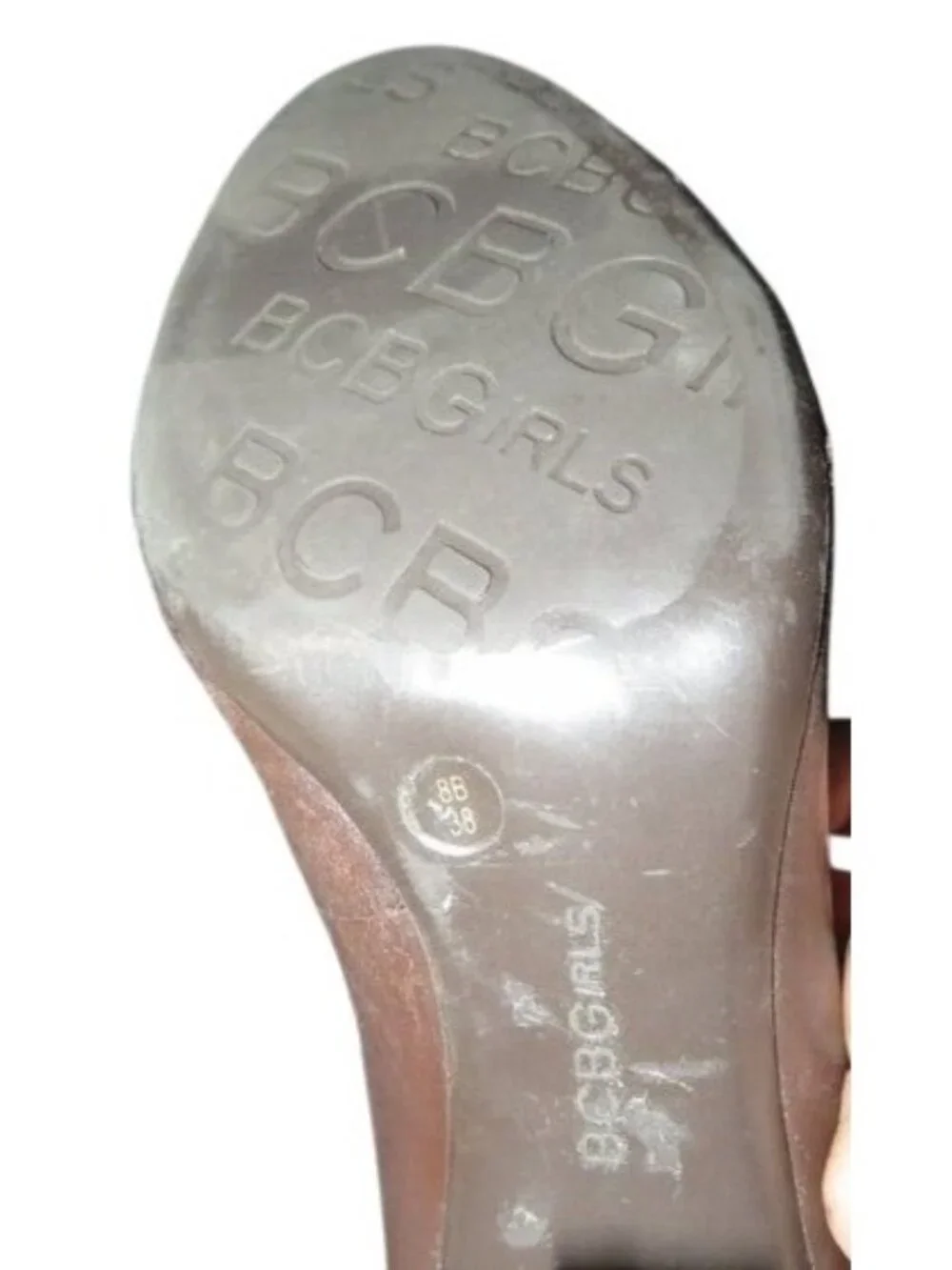 BCBGeneration BCBGirls Brown Leather Retro Prep Chunky Heel Button Adorned Pumps